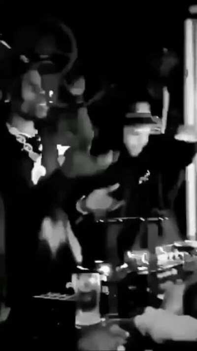 Travis and Chase B vibing to No Idea