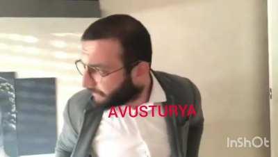 Türkiye: Avrupa Birliğine Girmemize İzin Verir Misiniz?