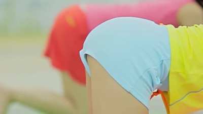 Enough memes for you today (again), here have some cool song to vibe to