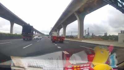 The best evasive maneuver I’ve ever seen.