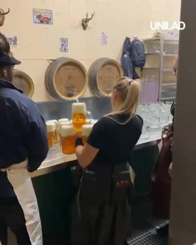 HMRB while I serve 13 giant cup of beer at the same time 🍻