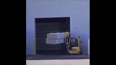 I must go, my forklift people need me