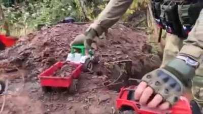 3000 Toy Trucks of Putler