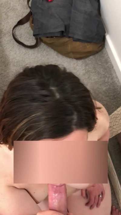 Taking a big load on her tongue