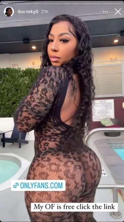 Sheesh! Love when they show too much on the gram