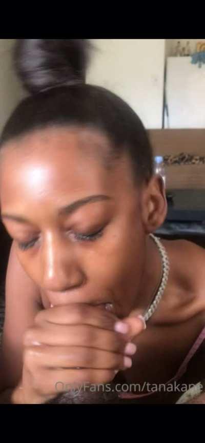 Anybody got her Vids?