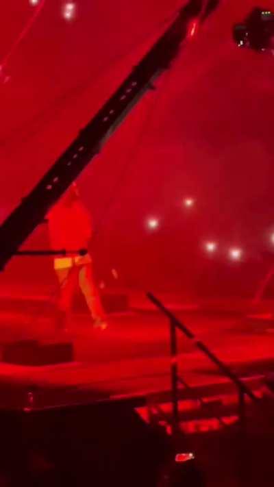 Kendrick really had the whole arena moaning 🤣 “ahhh”