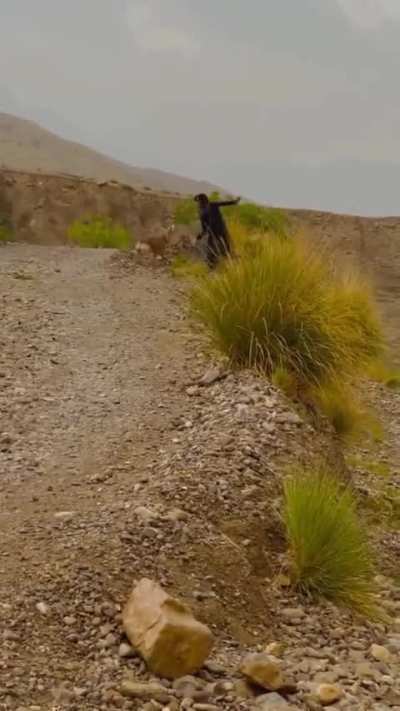 بچه همسایه بالاییمون