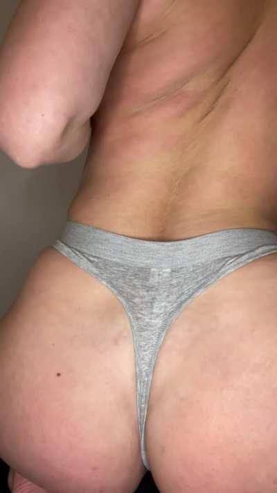 Would you ever fuck a curvy Czech girl?