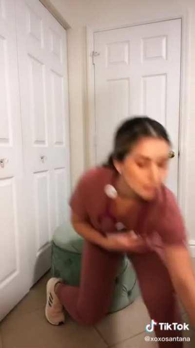 Rachel Santana (@xoxosantana)