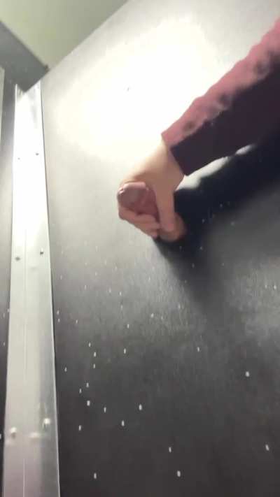 Love sucking random cocks at the truck stop gloryhole. Especially with audience.