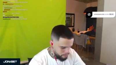 Donate de uma tonelada 🥲