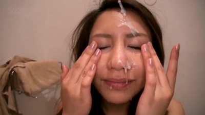 Mei Matsumoto enjoying a facial [xpost r/meimatsumoto]