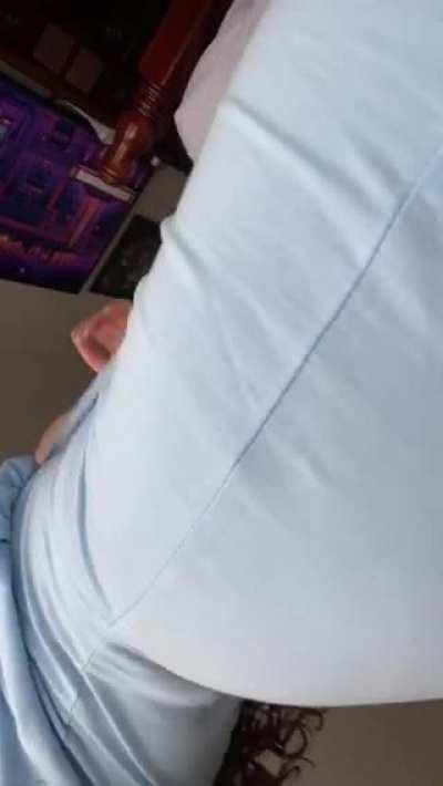 Laura Ernesty sexy “reveal”