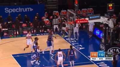 [Highlight] Chris Paul with the dagger to put the Suns up 8 with 13.8 seconds to go