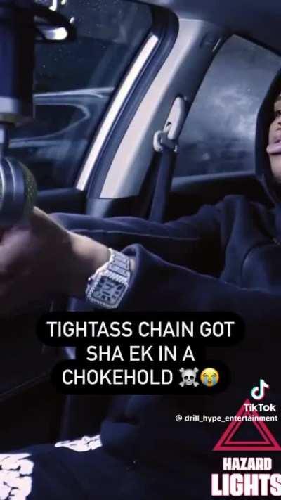 Tight ass chain 😂😂😂