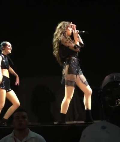 Shaking her perfect booty