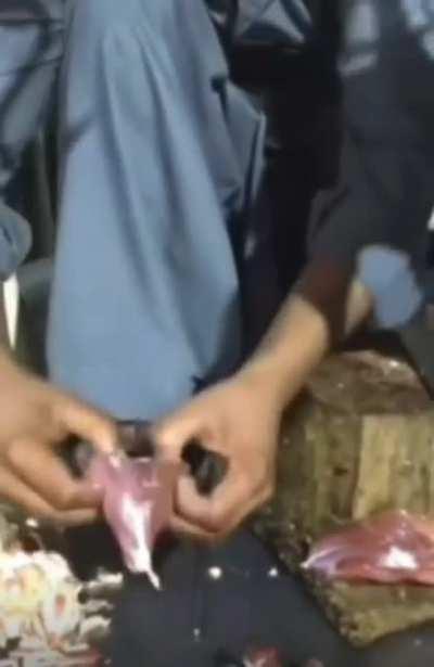 А потом сполоснуть водой из святого Ганга