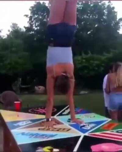 Queria um pouco de Aquino Duarte jovens tatuzinhos.