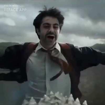 کورش مجک🤣 امیدوارم خوشتون بیاد امیرحسین هستم❤️