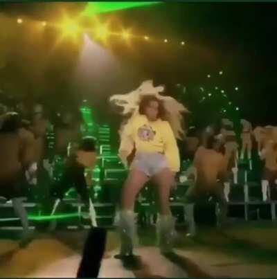 me every friday at 3 am 😂