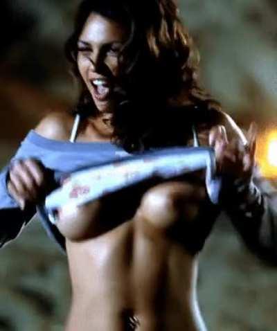 Gabrielle Richens in Hack! (2007)