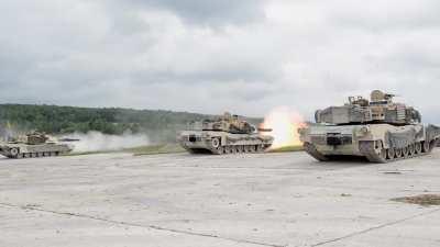 M1A2 SEP v2 Abrams Fire Power Show Off. CALFEX 8/2/2017. U.S. Army Video by: Gertrud Zach