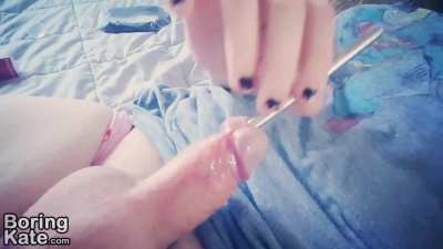 Greetings, horny people!! Did you know that all girls have penises!!