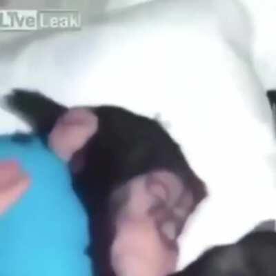 Monki &uuml;zl&uuml;me