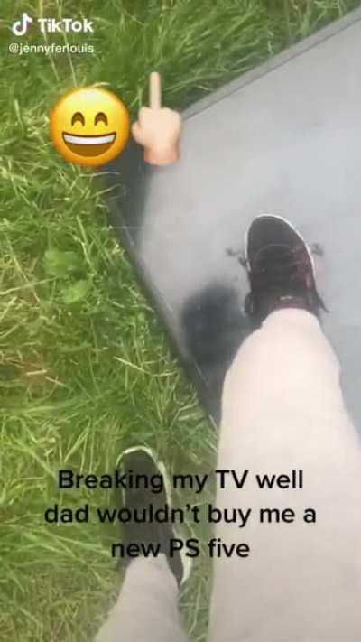 Kid breaks TV, because dad couldnt get the ps5