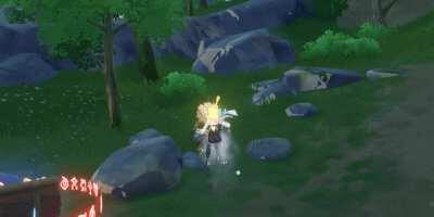 Eula beating up a Hilichurl