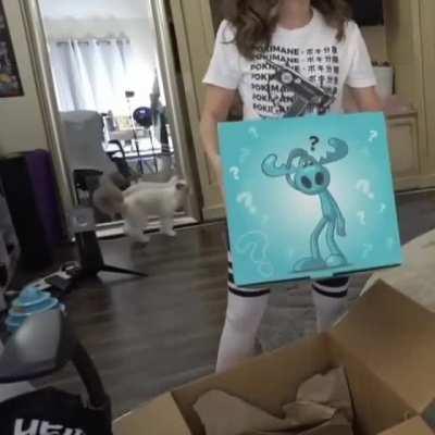 there’s no way she doesn’t do this shit on purpose