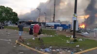 This is Minneapolis. Autozone, Target, numerous businesses looted and burned down. An affordable housing complex was burned to the ground.