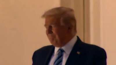 Stabilized video show Trump appearing to be wincing during breathing after leaving Walter Reed while infected with COVID-19