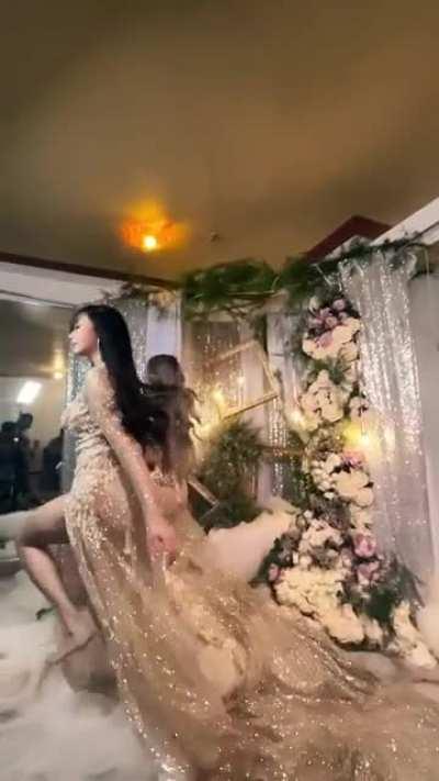 Alodia Gosiengfiao & Christine Samson