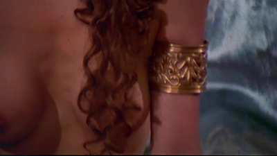 Bonnie Dee Wilson in Caligola (1979)