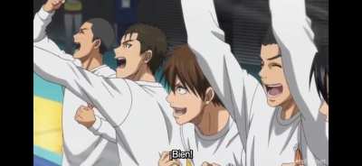 Gente, de casualidad sabrán el ots que suena de fondo? Ya busque en yt en recopilaciones de la instrumental de knb y nasa