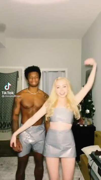 Sexy Snowbunny 🔥😈🔥