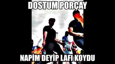 Tam olarak shitpost değil ama anlamsız