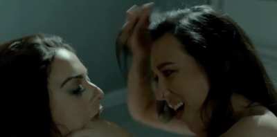 Sinn Sage in a hot sloppy kiss with Sophia Burns