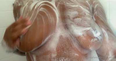 Suds on the 🍈🍈