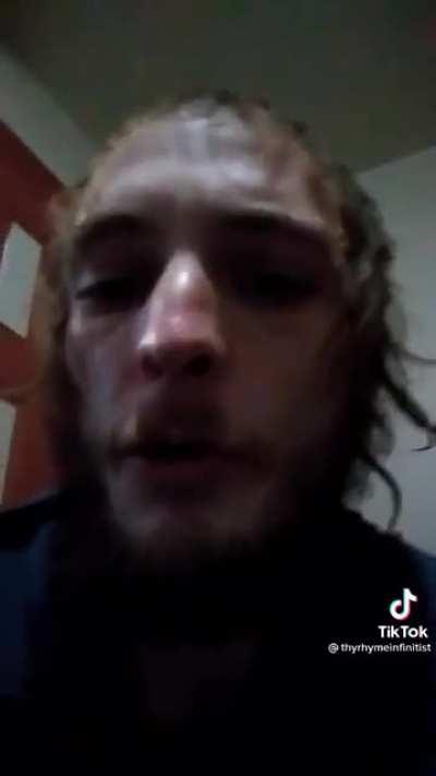 If Eminem smoked Looney Fumes