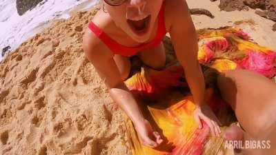 Getting a facial at the beach!!!!!!