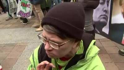 Agonizing Screams moment Trump Sworn In: Staged