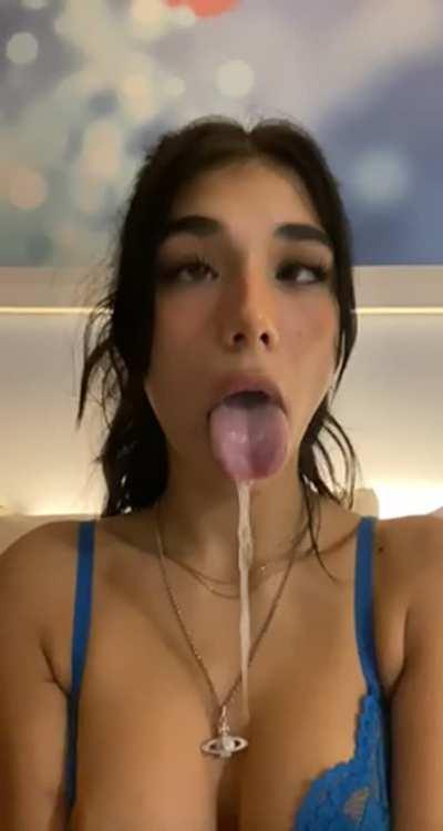 Spit slut 😇