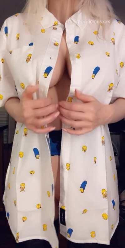 Giving Homer a boner [reveal] [oc]