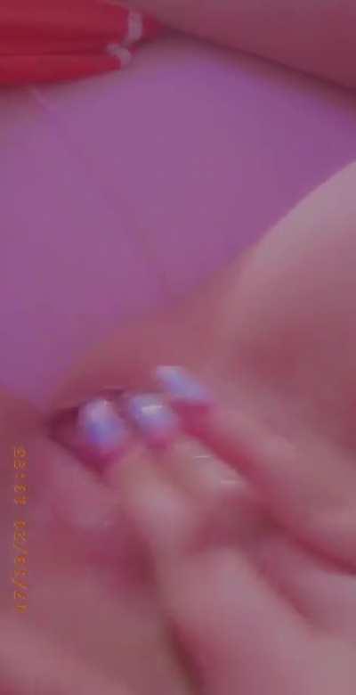 Upvote wer mich fingern würde? 💦🔞 Insta: lea.vzz