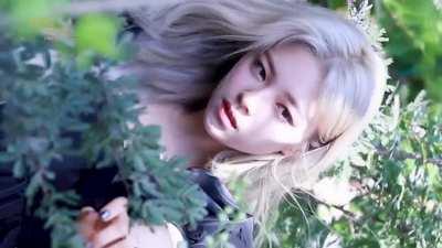 200522 JEONGYEON MORE & MORE JACKET FILM- That smirk is killer