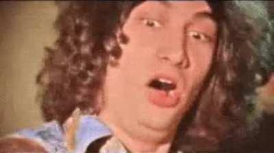 MRW I try to maintain eye contact with my dog’s wobble toy