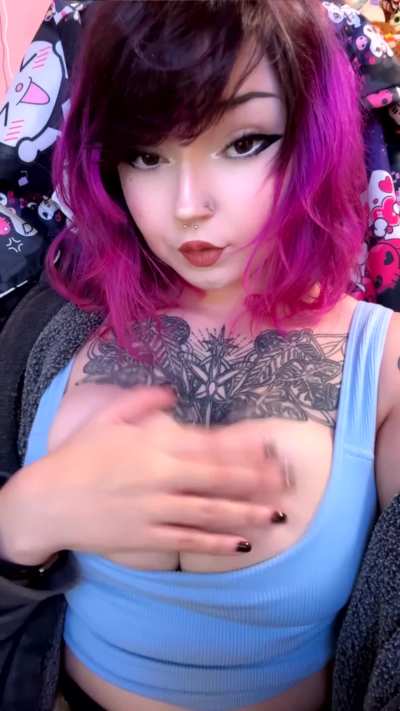 Surprise! It’s boobs 